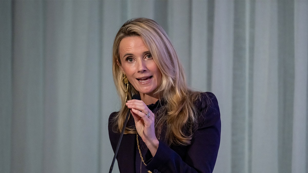 jennifer-siebel-newsom-speaking