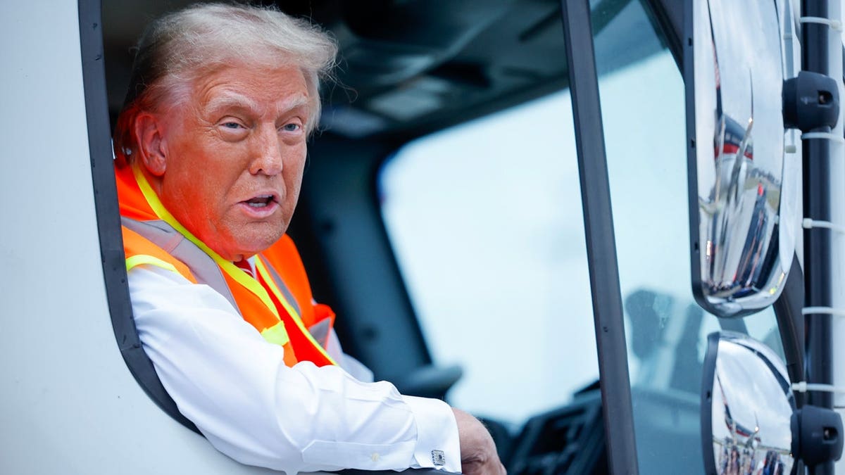 trump in trucker