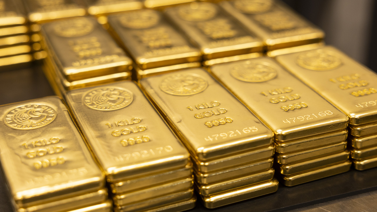 Gold Refinery at the Perth Mint One kilogram gold bars stacked at the Perth Mint Refinery, operated by Gold Corp., in Perth, Australia, on Monday, Oct. 13, 2025.