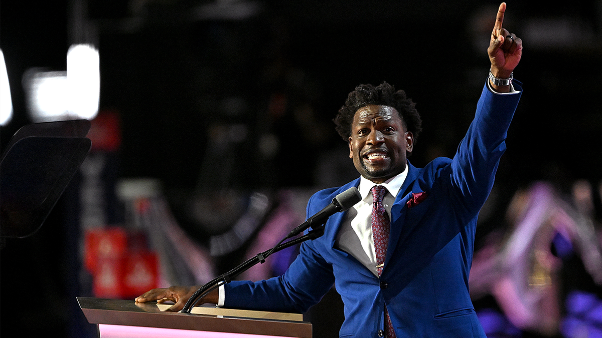 Reverend Lorenzo Sewell speaks during the Republican National Convention (RNC) at the Fiserv Forum in Milwaukee, Wisconsin, US, on Thursday, July 18, 2024.