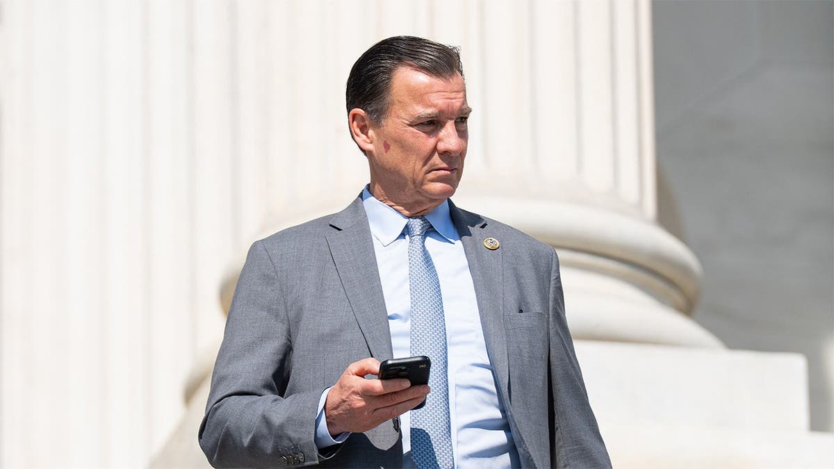 Tom Suozzi